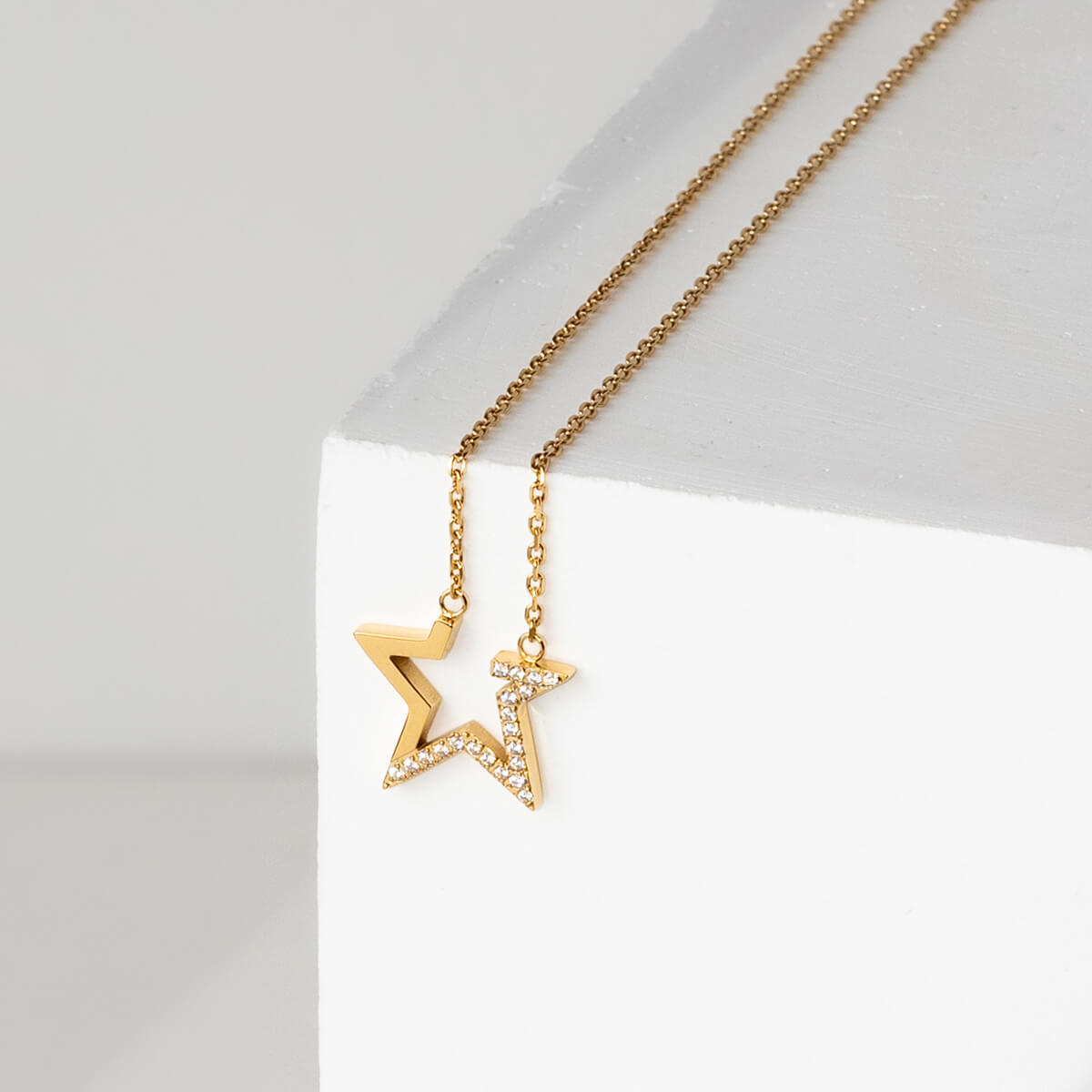 直営店限定】Lierrey アシンメトリースターネックレス （レディース