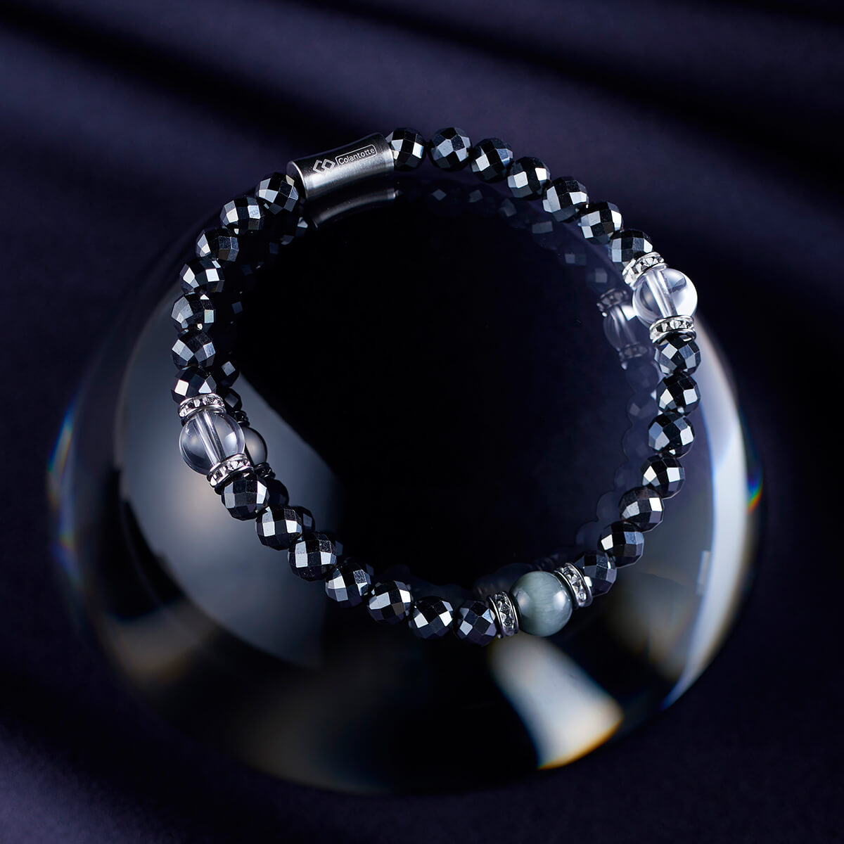 人気シリーズ「LUCEα」から磁石と天然石を組み合わせた腕用磁気