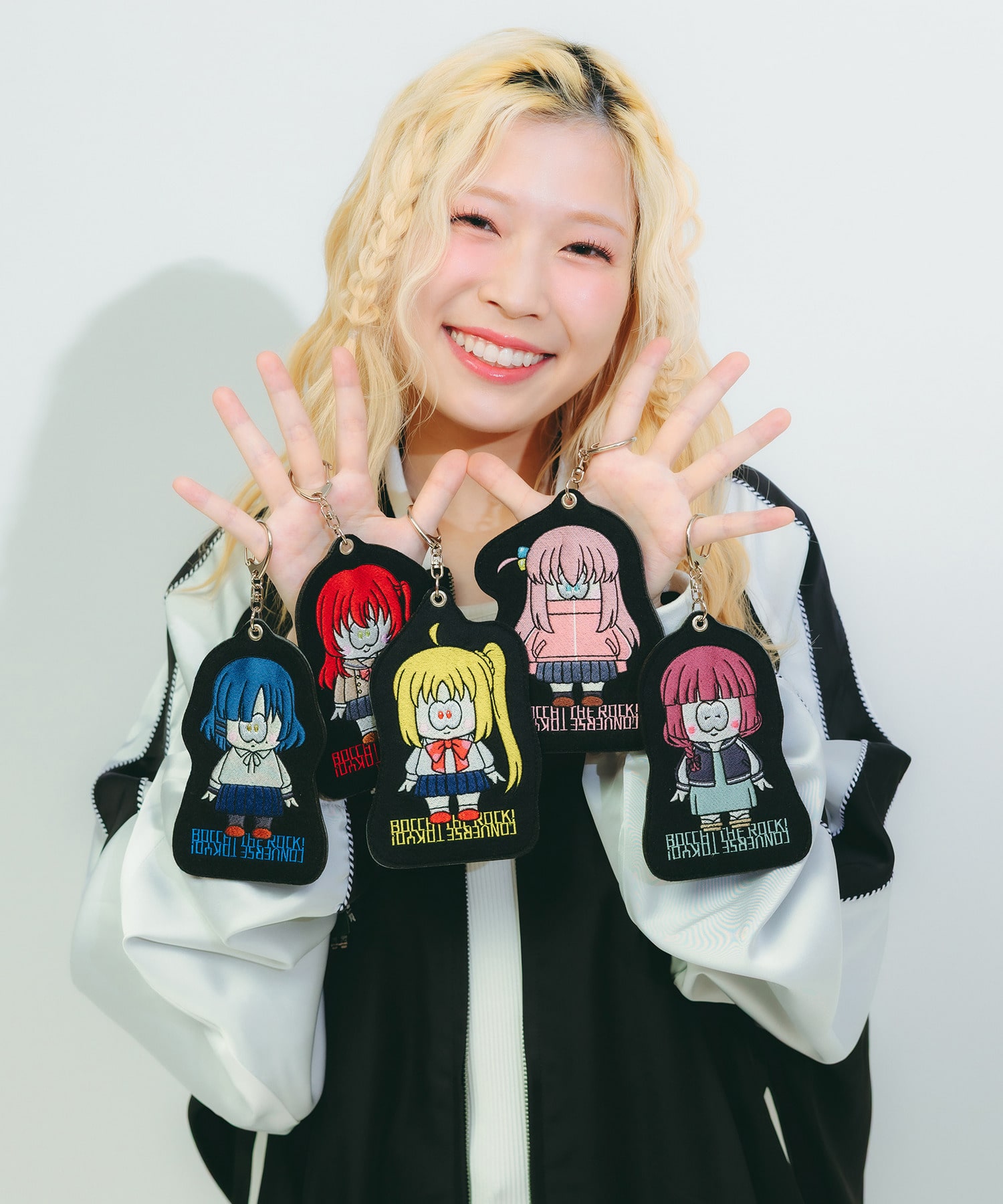 アニメ【ぼっち・ざ・ろっく！】【HUMAN ROBOT】EMBROIDERY POACH