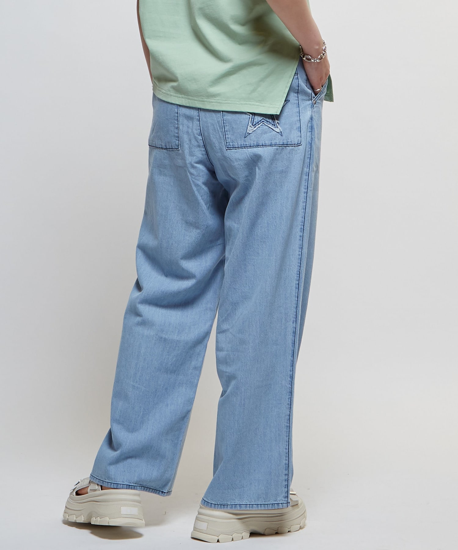 限定展開】LIGHT DENIM WIDE PANTS(SET UP)｜CONVERSE TOKYO