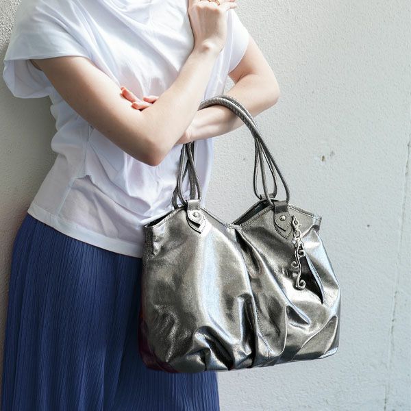 cooga】≪人気No1エフィネシリーズ≫ 持つ人の美しさを照らし出す「月