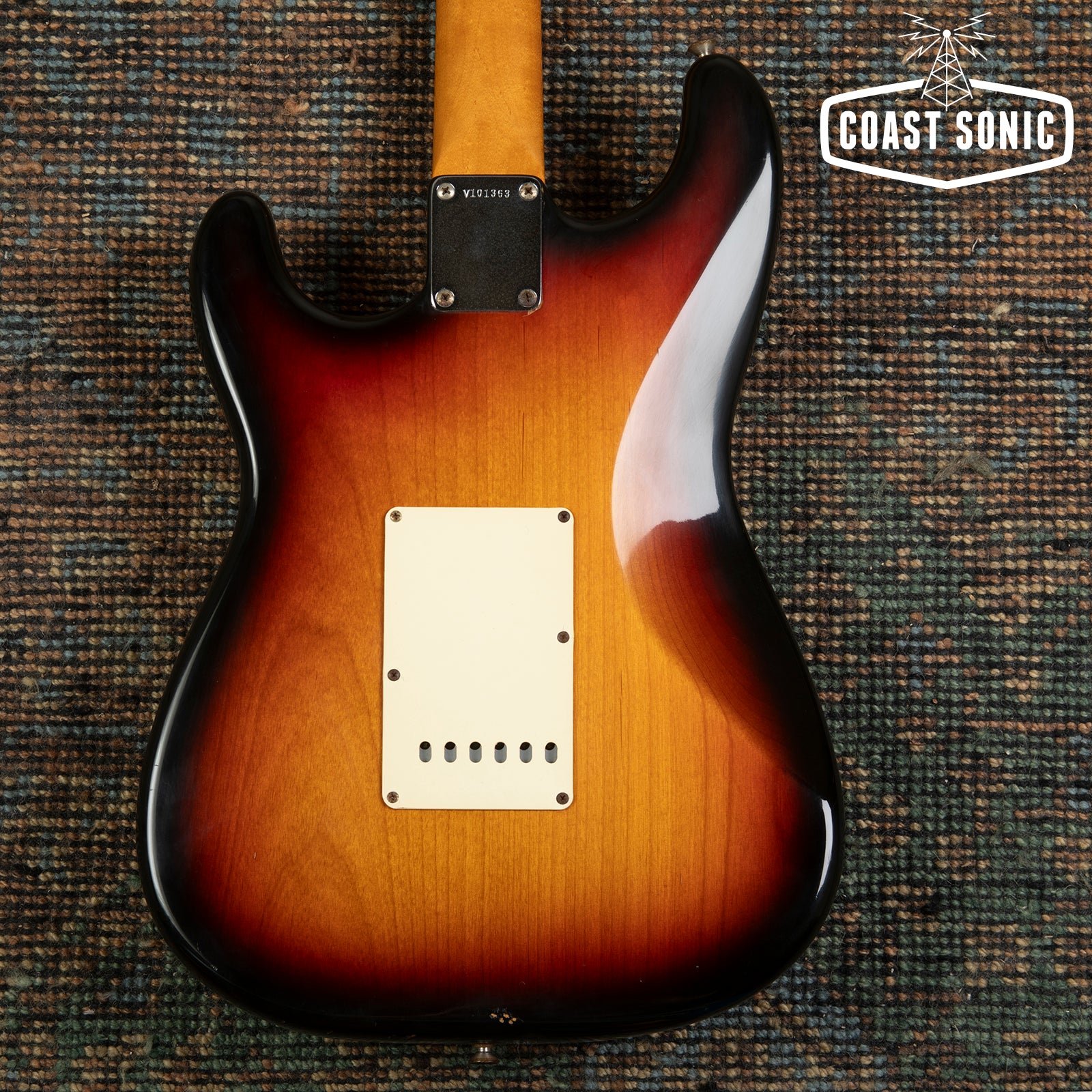 1997 Fender American Vintage Reissue '62 Stratocaster with original ca