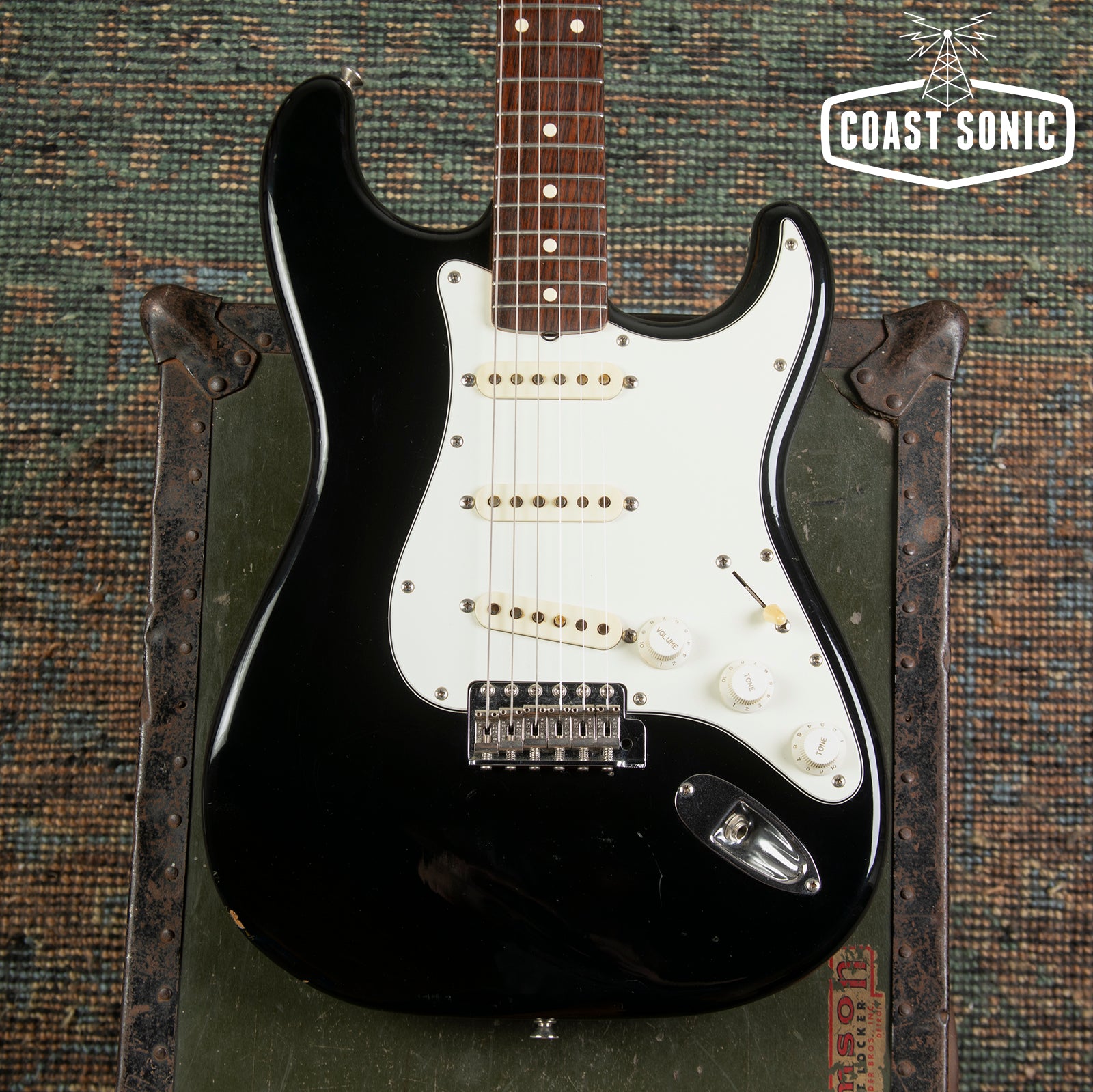 BLKJVSTRAT-5.jpg?v=1760388778&