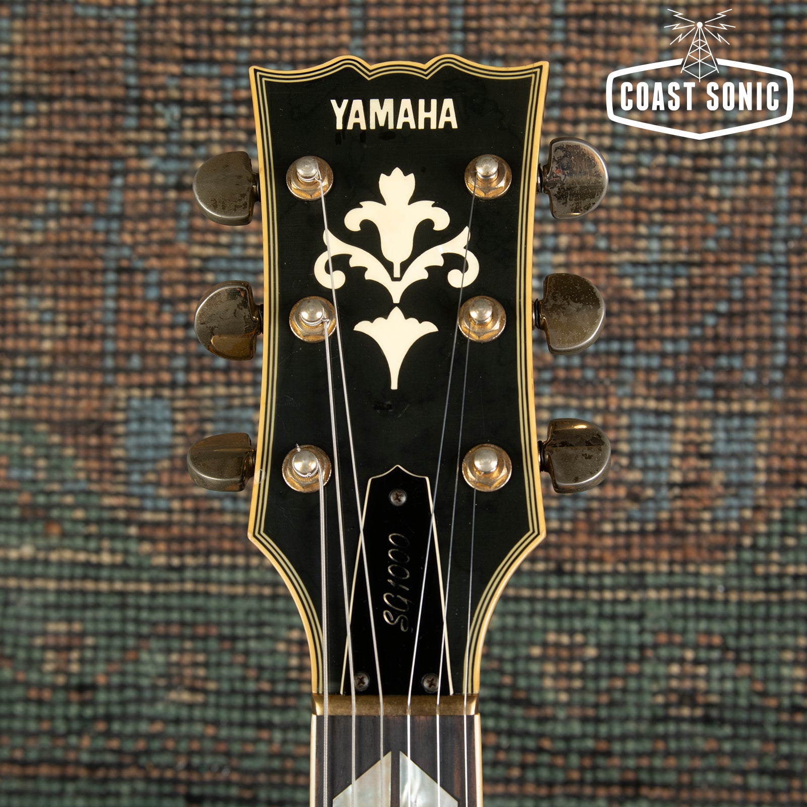 1983 Yamaha SG 1000 Made in Japan with hard case Black