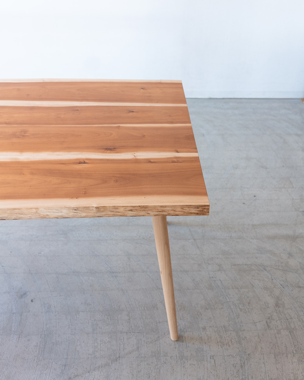 朱里桜(シュリザクラ) 4枚ハギテーブル天板 W1800 ONLY［送料込み価格