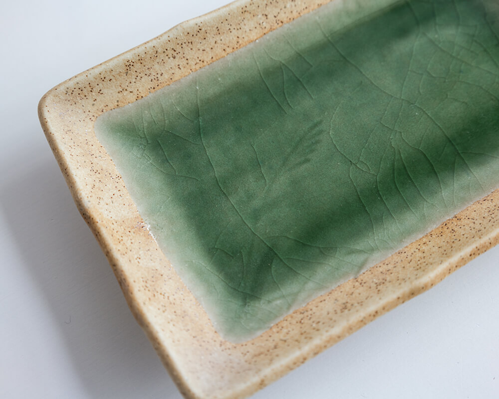 翡翠 素焼き長角皿 -器市- | cocochi ｜ 家具と服と暮らしの店｜静岡県