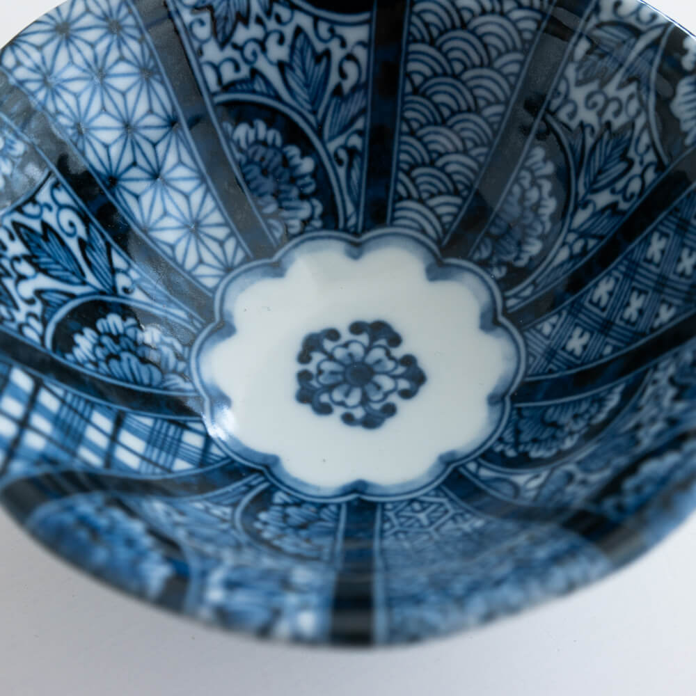 WEB限定】紺青花 三ツ足38鉢 -器市- | cocochi ｜ 家具と服と暮らしの