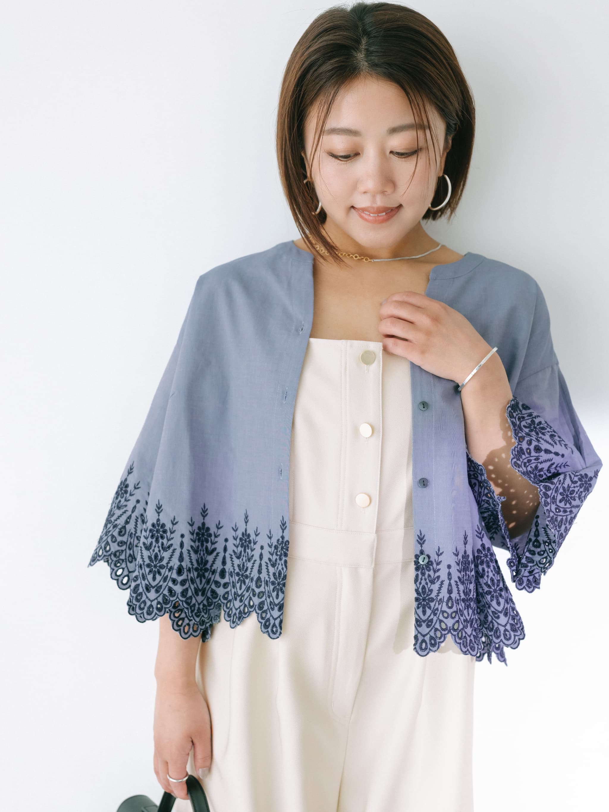 スカラエンブロイダリーブラウス | 小柄・低身長女性向けファッション