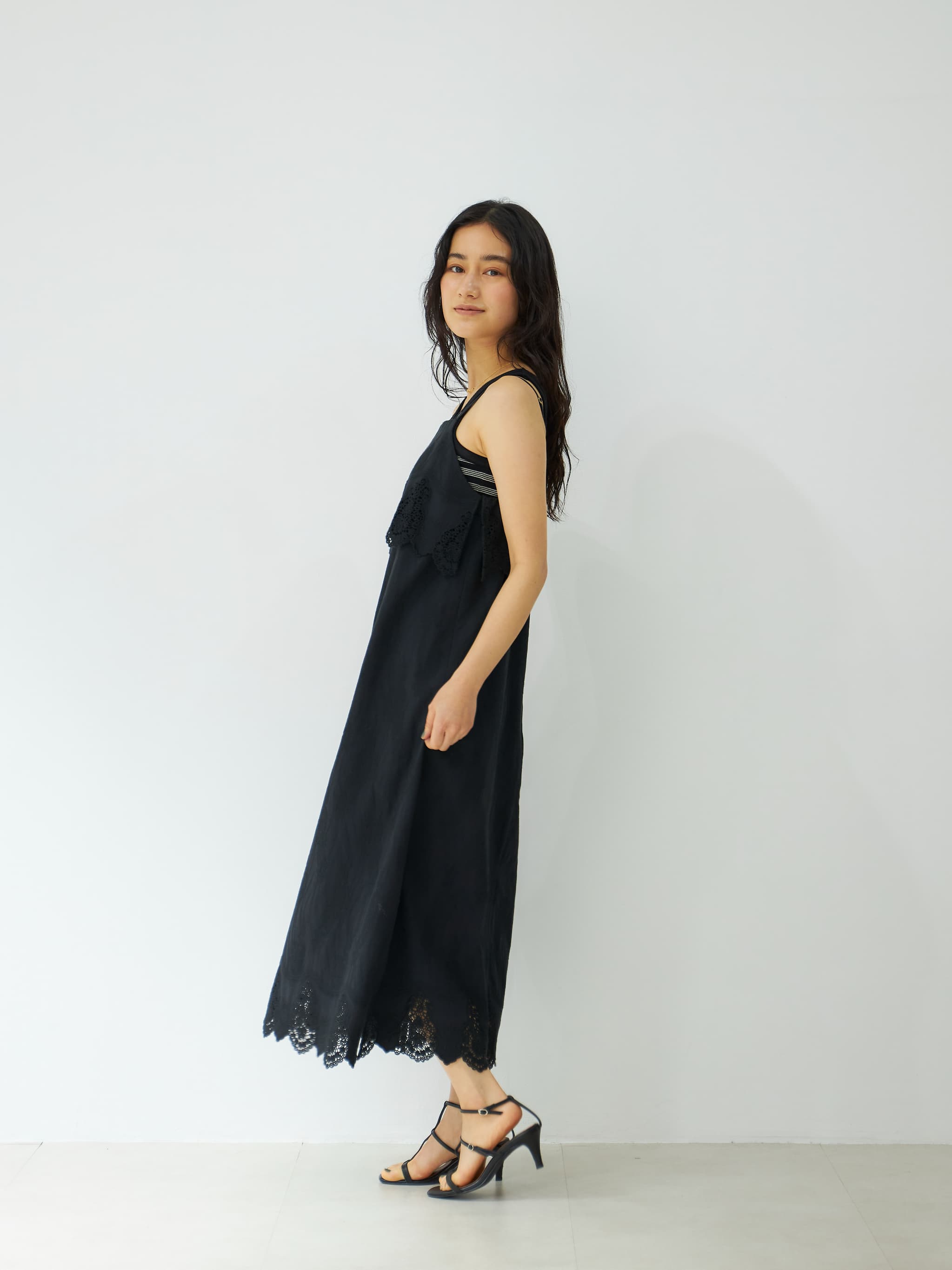 エンブロイダリースカラップキャミソールワンピース | 小柄・低身長