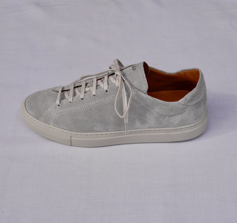 C.QP (シーキューピー) レザースニーカー ライトグレー・スエード - COL