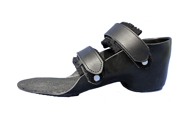 FO 足装具 | 株式会社COLABO