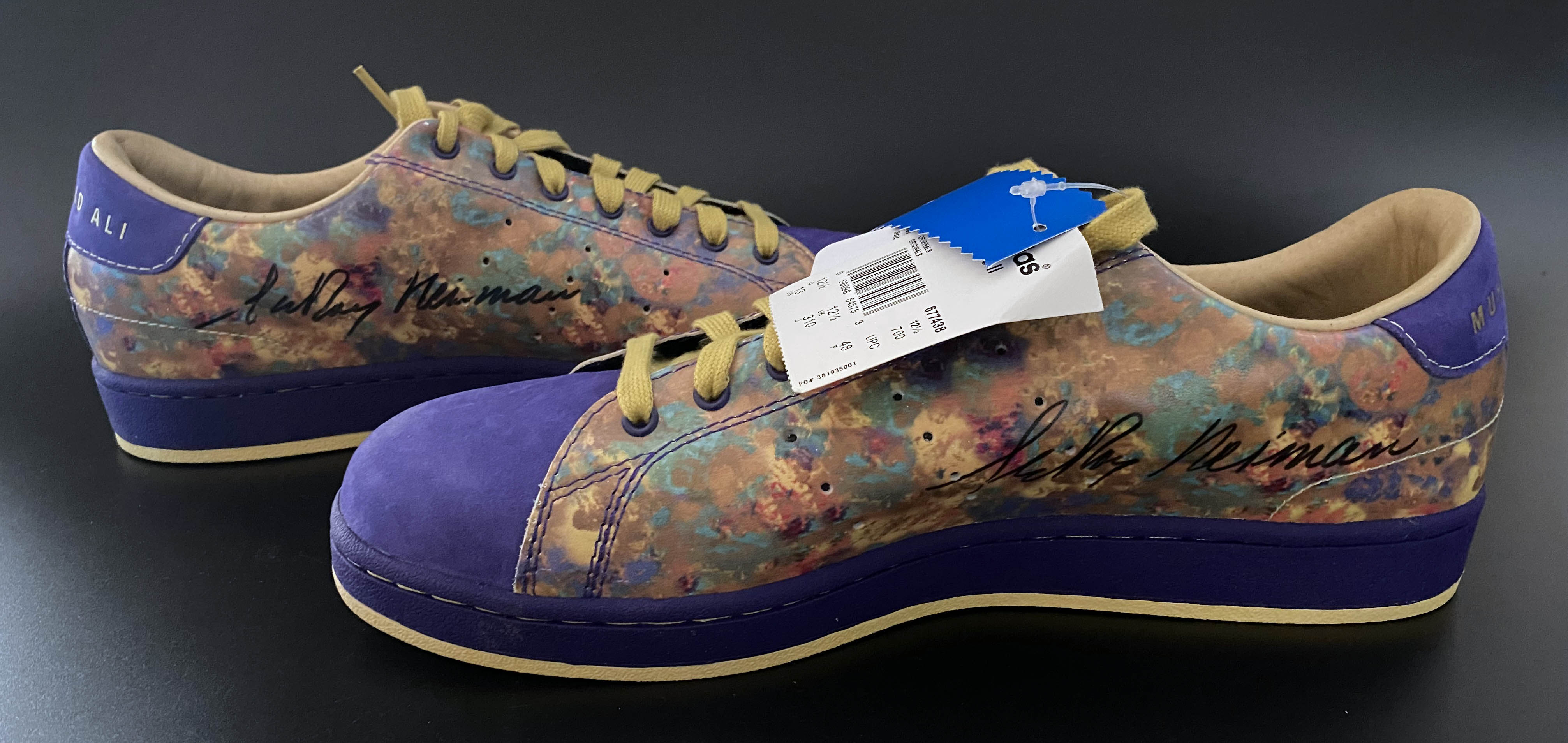 LeRoy Neiman SIGNED Adidas Muhammad Ali Classic Shoes PSA/DNA