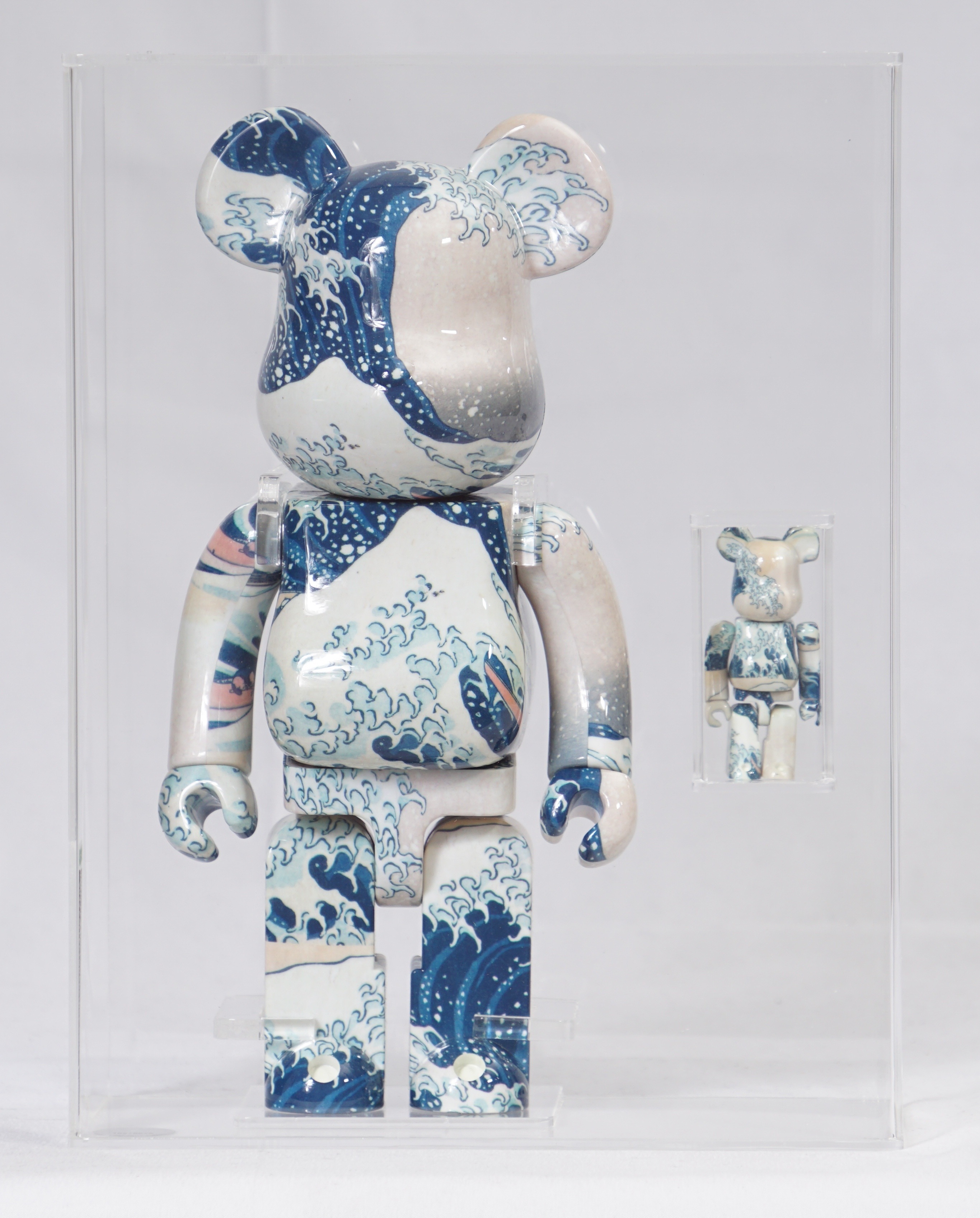 2021 Medicom Toys Bearbrick 400% & 100% Figure Set - Katsushika