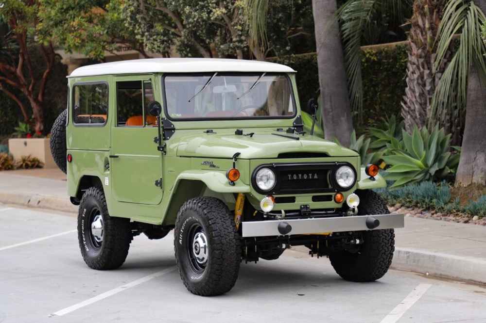1968 Toyota FJ40 Land Cruiser - collectorscarworld