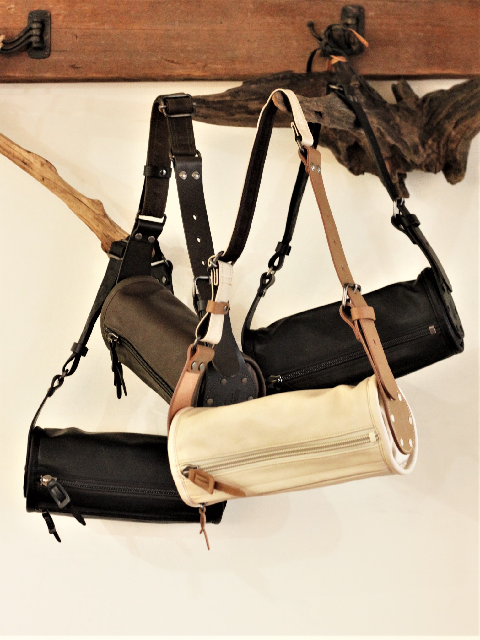 CORBO. Compact Body Bag | CORBO. コルボ オフィシャルサイト