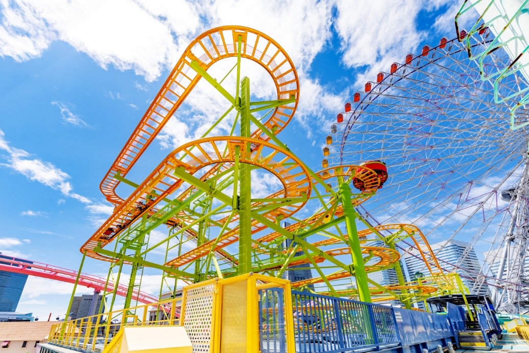 スピニングコースター | よこはまコスモワールド
