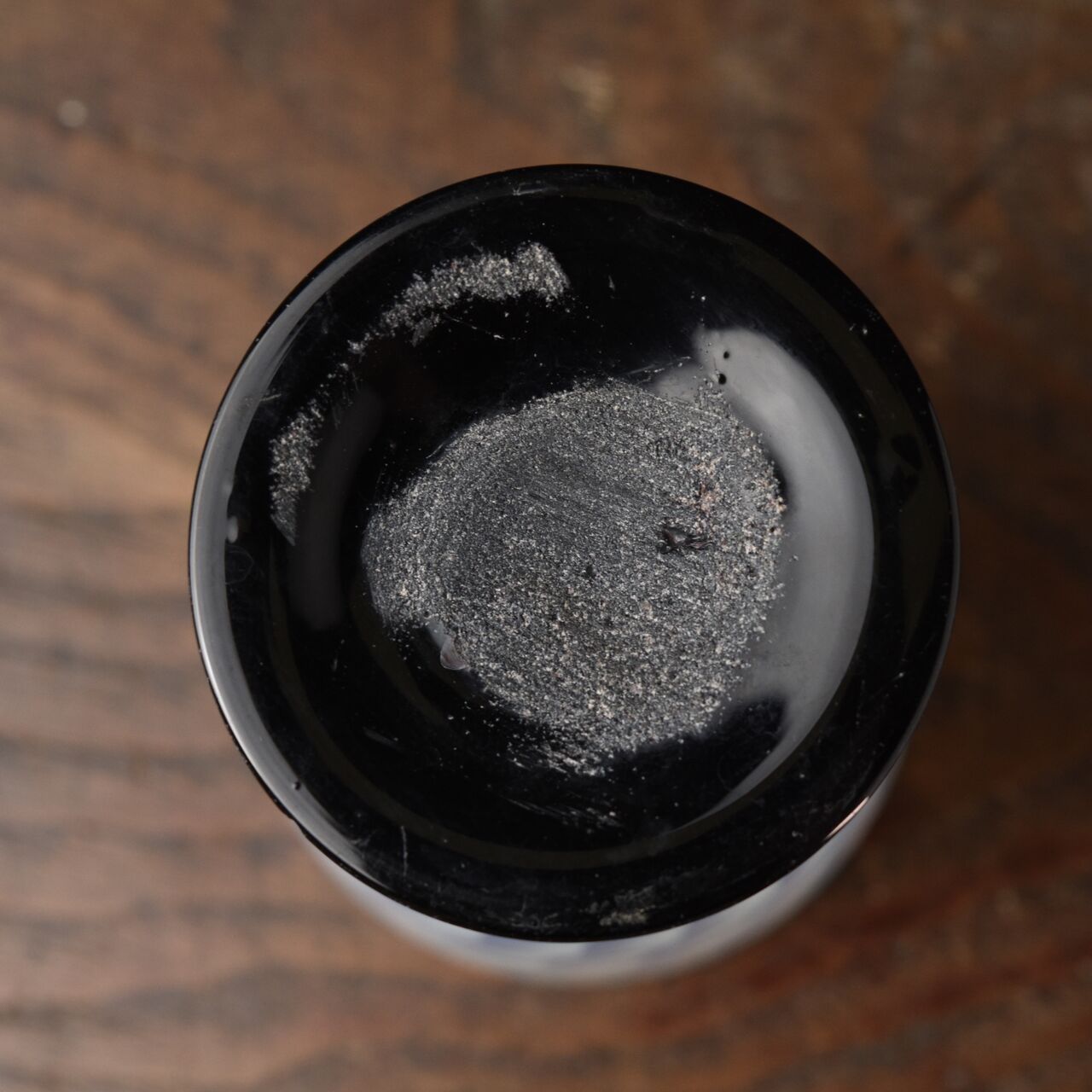 ガラス :: 鱗文なつめ形黒脚氷コップ | COTTOU.JP 骨董の通販