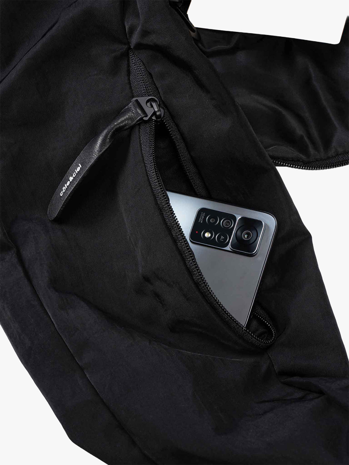 Hyco Smooth Black côte&ciel Official