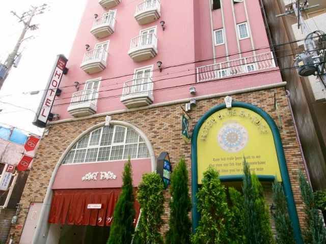ホテル ラ・ヴィアンローズ / 大阪市北区｜カップルズ