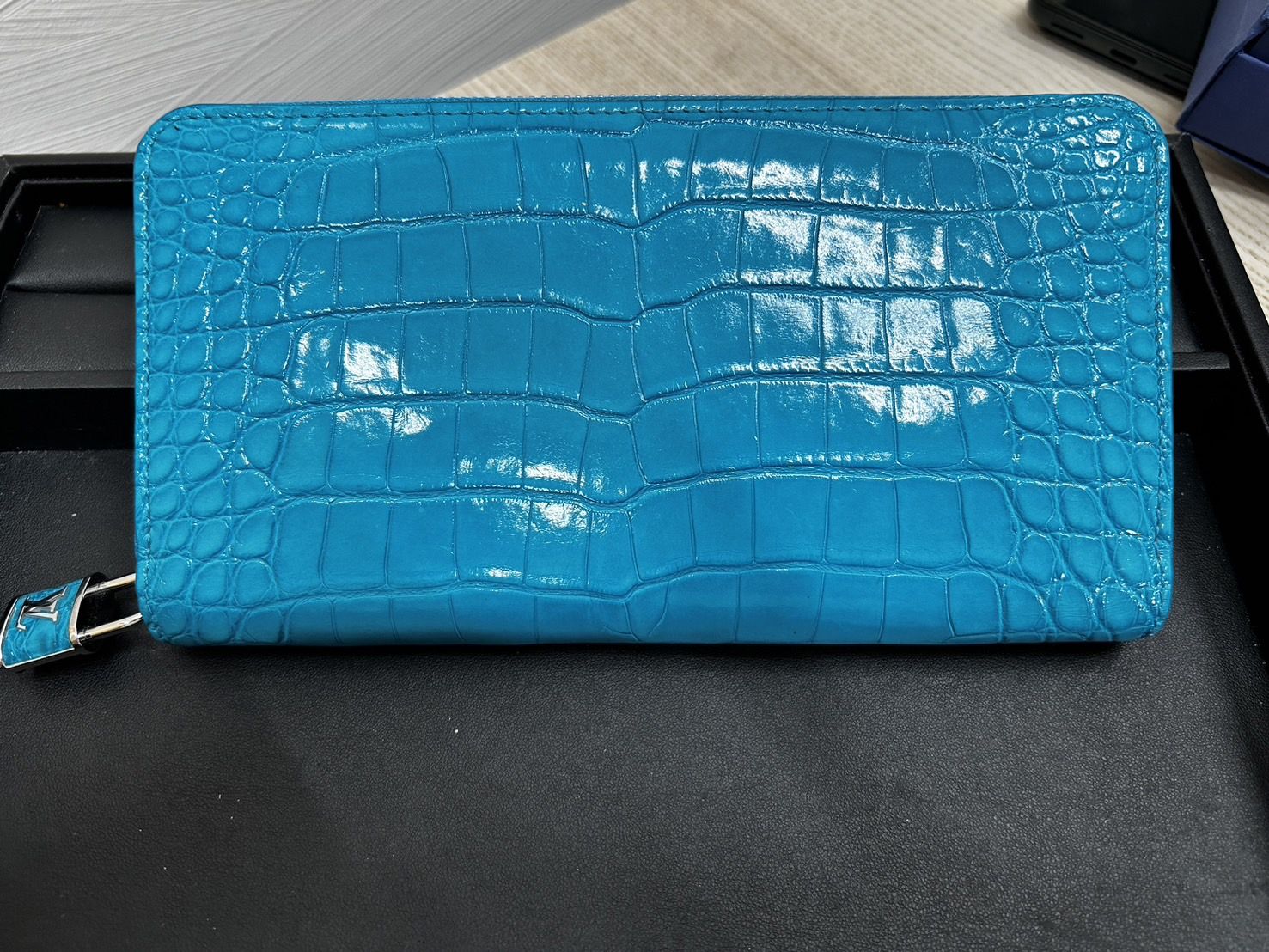 ルイ ヴィトン（LOUIS VUITTON） ジッピー ウォレット 長財布 ラウンド