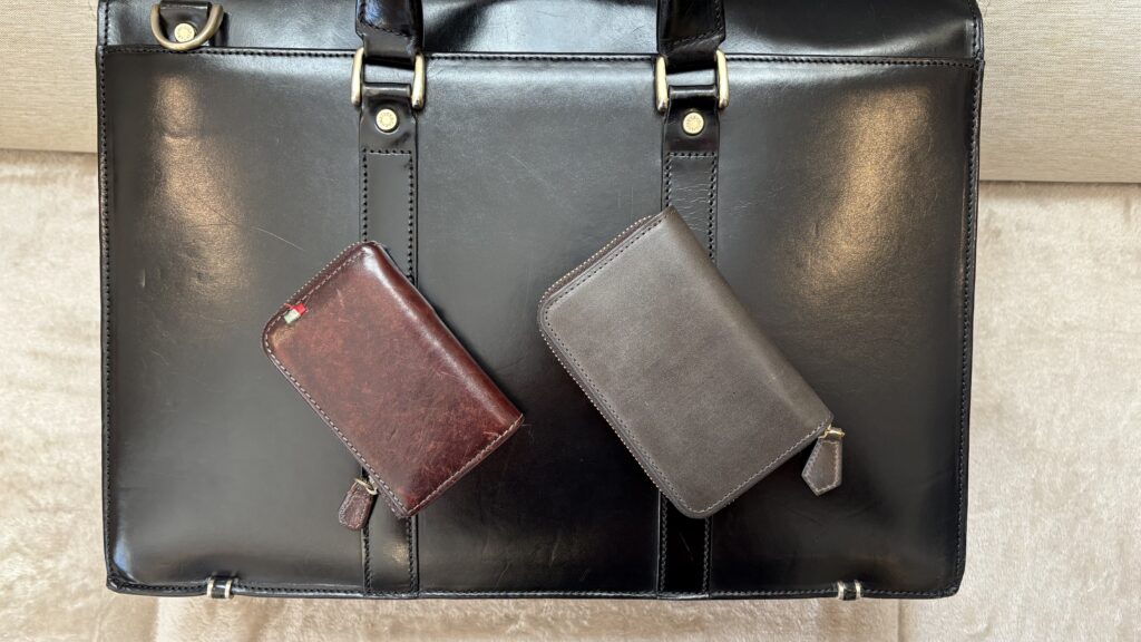 ココマイスター オークバークパッチウェイ ブラックリーフは黒くない