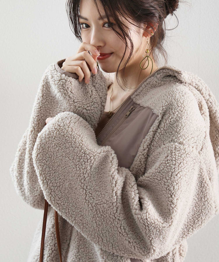 ジップアップ ワイドスリーブミドル丈無地フード付きブルゾン 185529