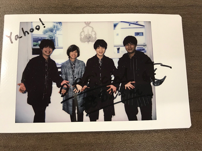 Official髭男dismメンバーサイン入りチェキプレゼント