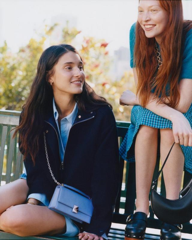 本日限定価格✨定価5万円！KATE SPADE クレープドレストップス ケイト