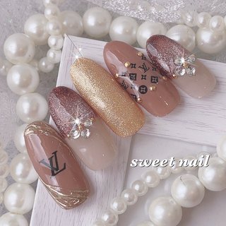 ヴィトン風ネイルのネイルデザイン｜ネイルブック