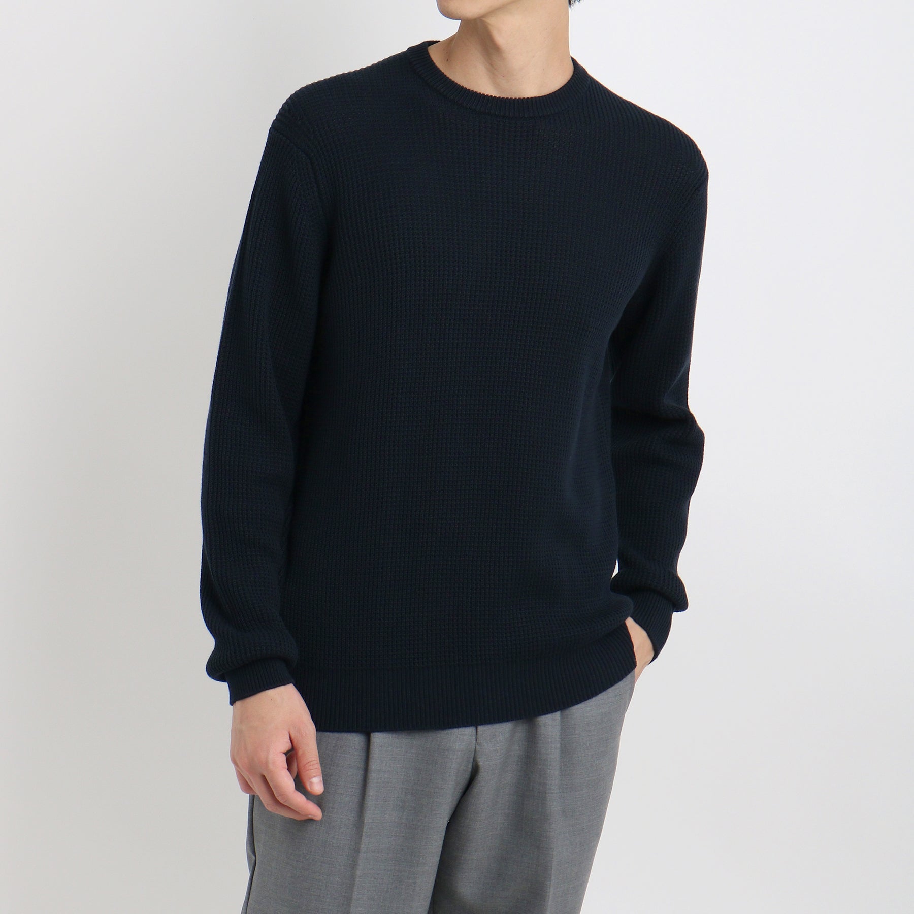 スビンプラチナム ミドルゲージクルーネックニット ネイビー