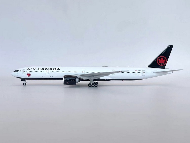 04618 Phoenix Air Canada / エア・カナダ B777-300ER C-FIUR 1:400
