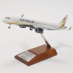 LGZ000003 (Hogan) 航空会社オフィシャルモデル STARLUX Airlines