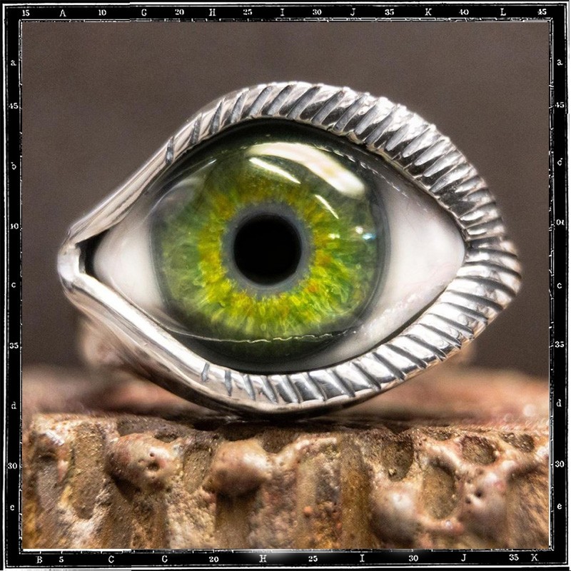 Lash eye ring