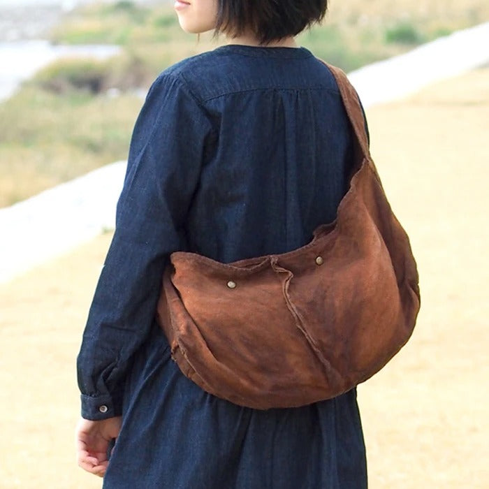 haru nomura 草木染め作家・野村春花 天然染めリネンバッグ “旅する