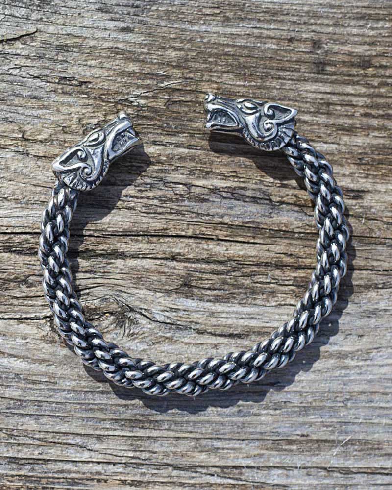Wolf Bracelet - Medium Braid – Crafty Celts