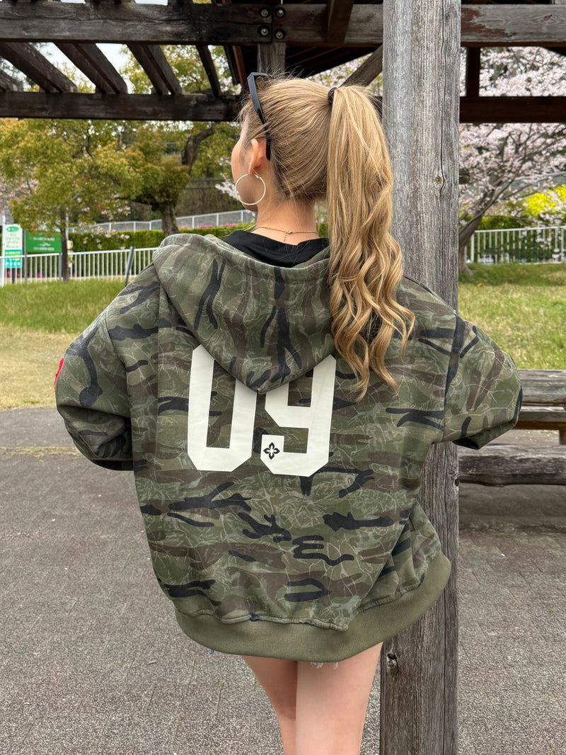 オーバージップパーカー DPB73278 – CRAMMY