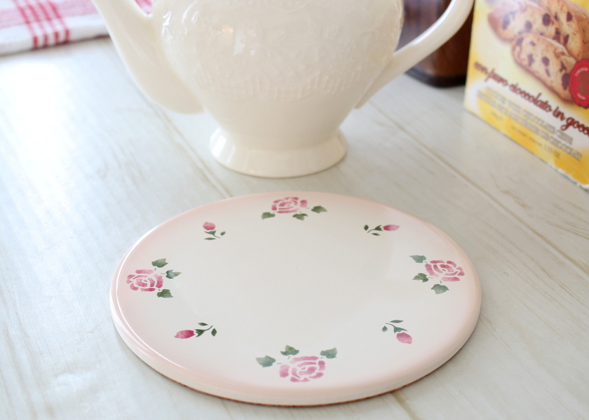 マニーローズ 陶器 タイルトレー － フレンチカントリーのバラ柄