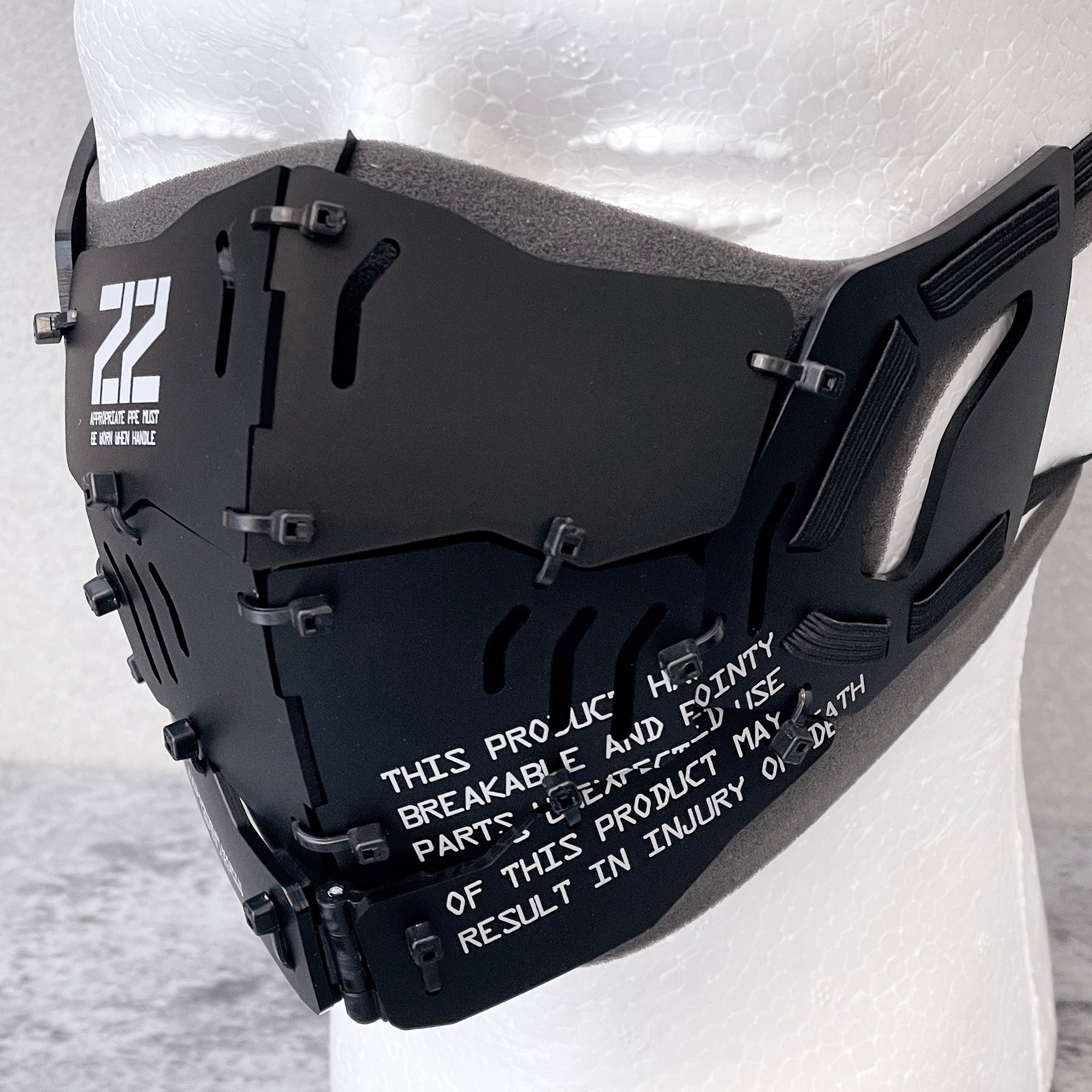 Armored mask [mask] – 中央町戦術工芸