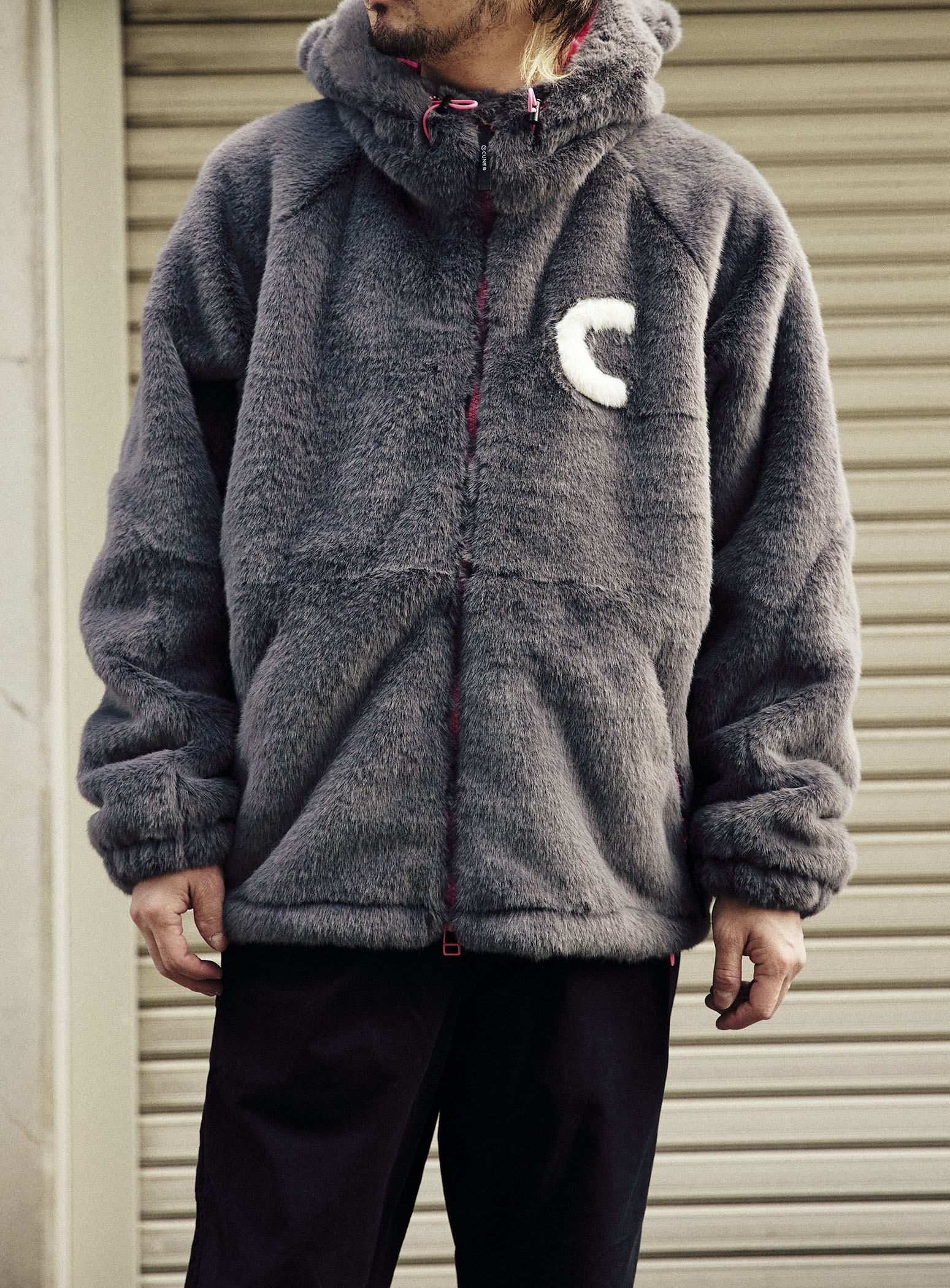 耳付きファーブルゾン｜ウサギがいる｜CUNE ONLINE STORE