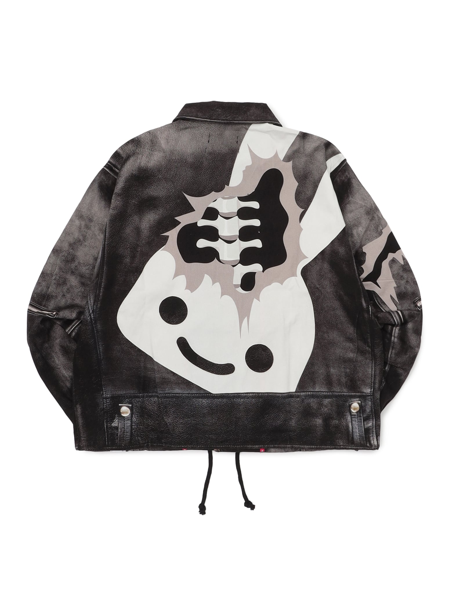 骨見せライダースプリントのツイルコーチジャケット｜ウサギがいる