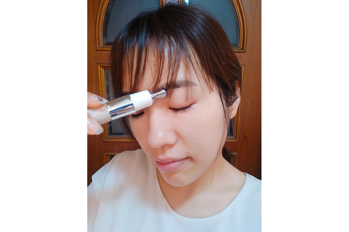 微電動機能を搭載した進化系アイクリームのLOWAN「ステムアイクリーム