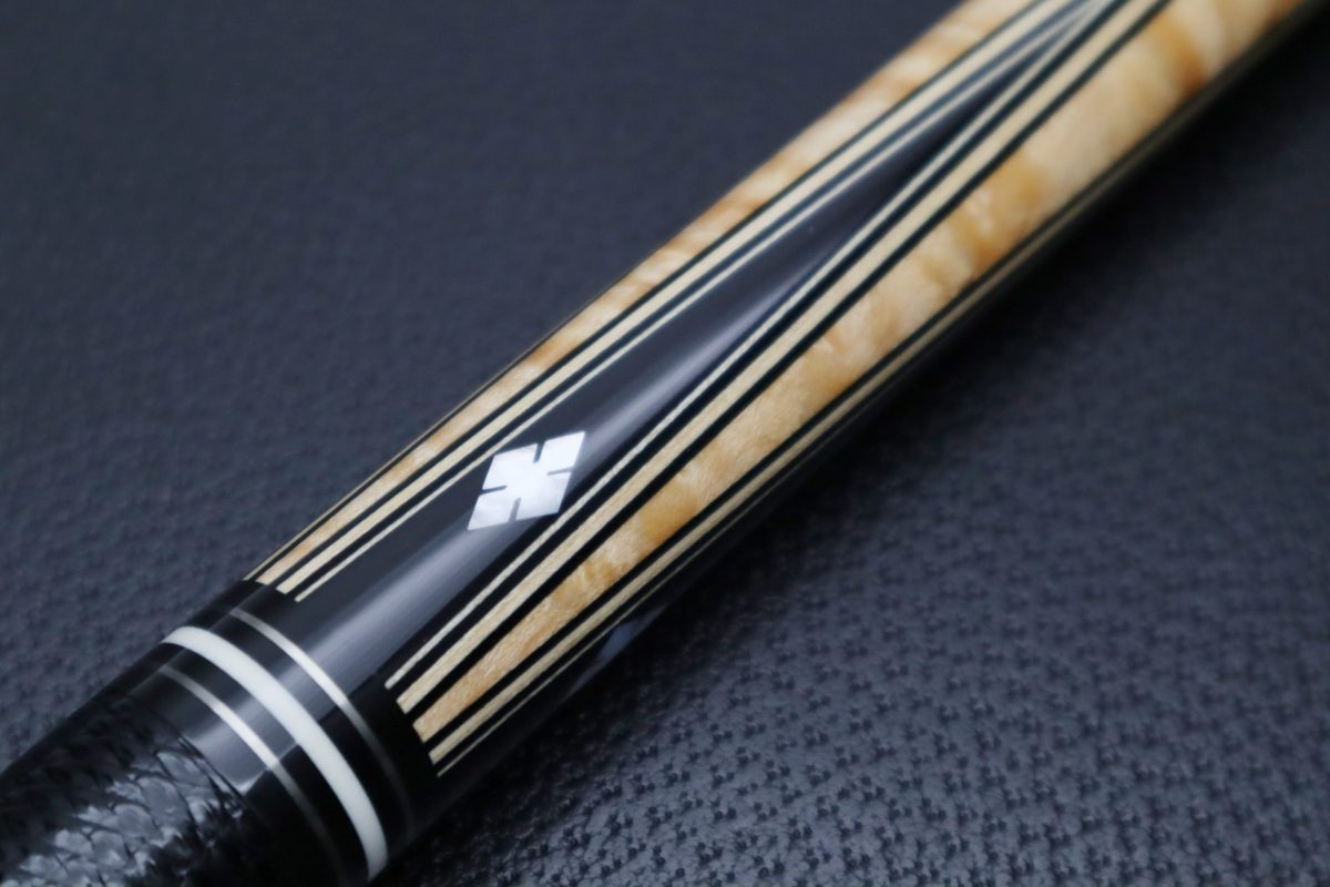 Tim Scruggs | カスタムキュー｜イリス