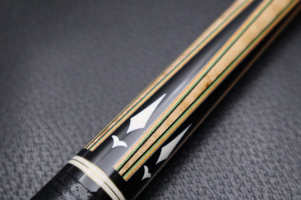 LAMBROS | カスタムキュー｜イリス