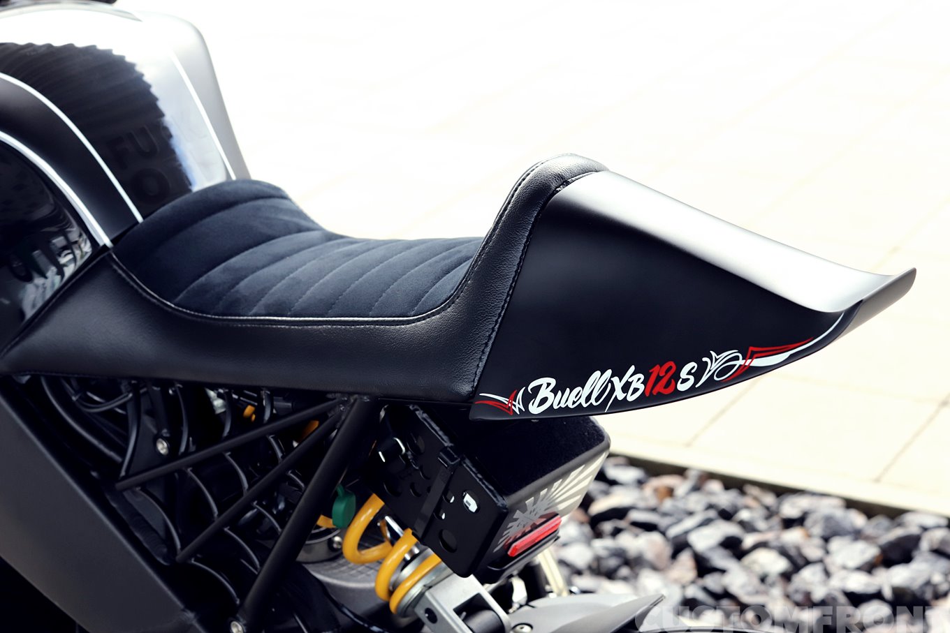 BUELL(ビューエル)XB12Sのカフェレーサースタイル 2009・ウエスト
