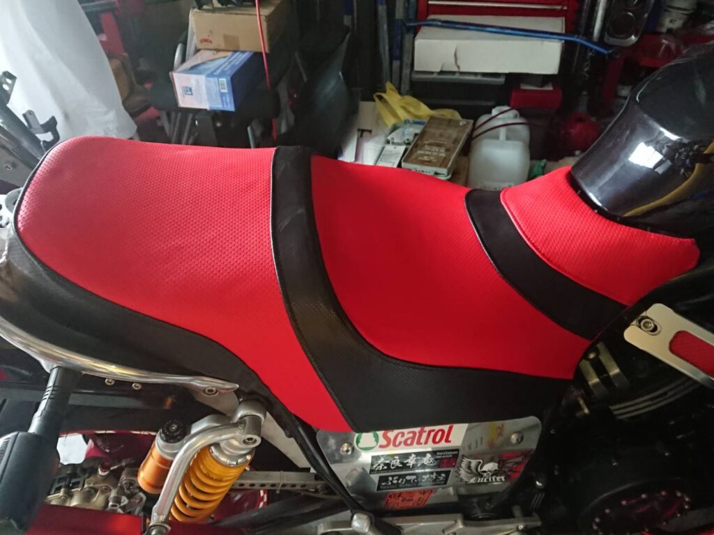 V－MAX1200シート張替え