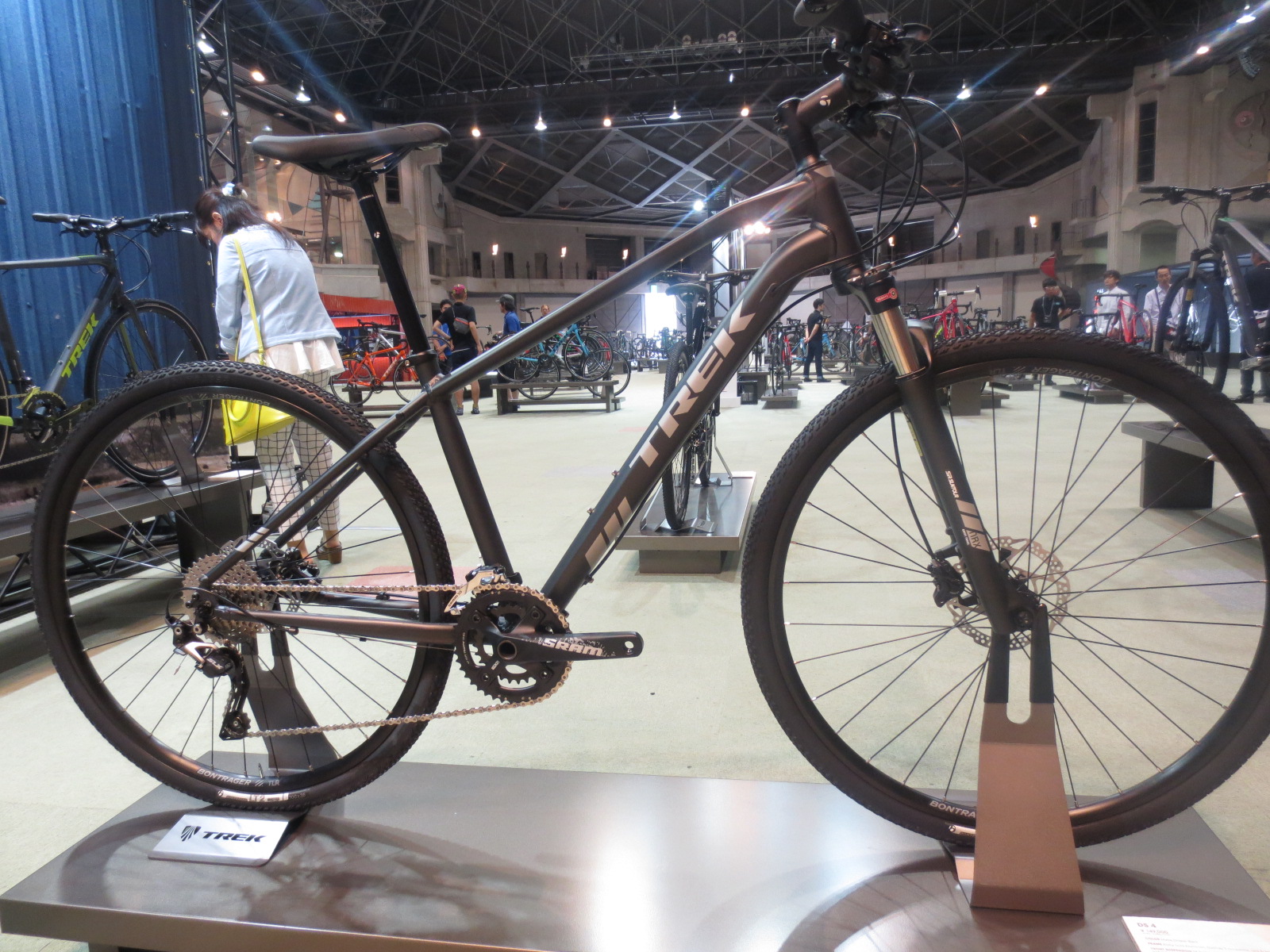 TREK WORLD 2017で見た！注目のモデル（クロスバイク編）｜CYCLE PINE