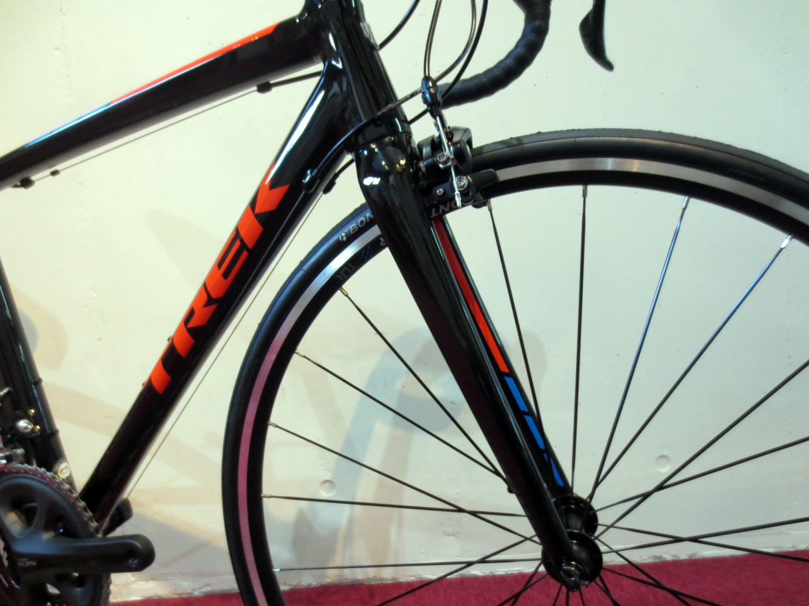 2017 TREK（トレック） Emonda ALR 5（エモンダALR 5）のご紹介