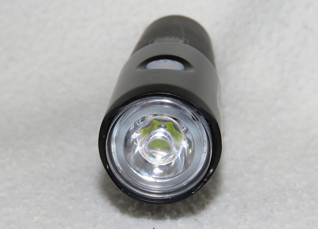 津々見友彦の6輪生活】CATEYEの充電式ライト「VOLT700」…700ルーメンで