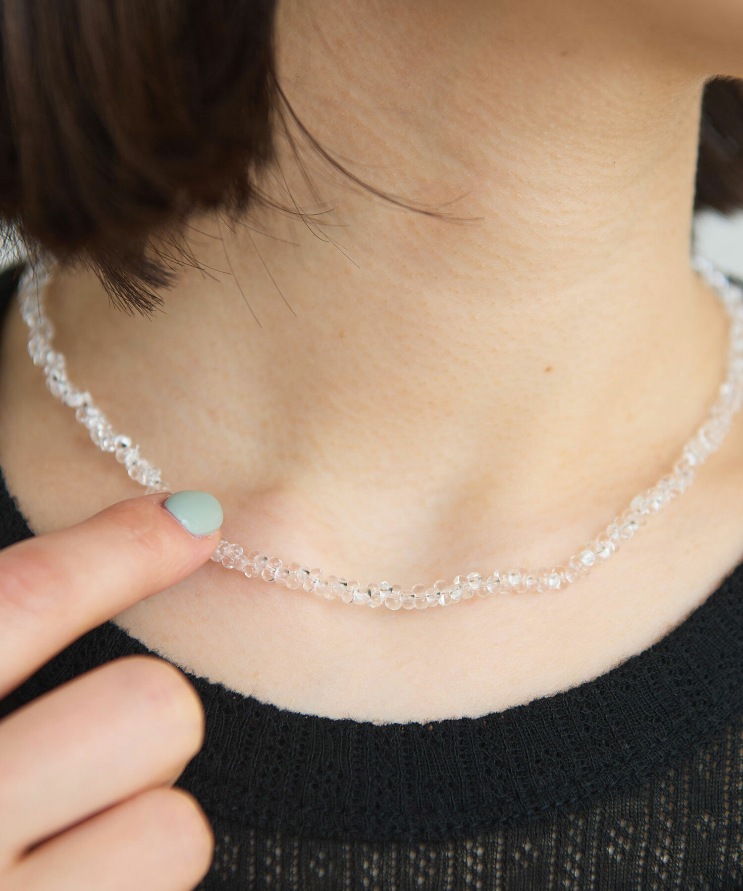 AMBIDEX Store ガラスビーズ ショート ネックレス(F クロ): iki