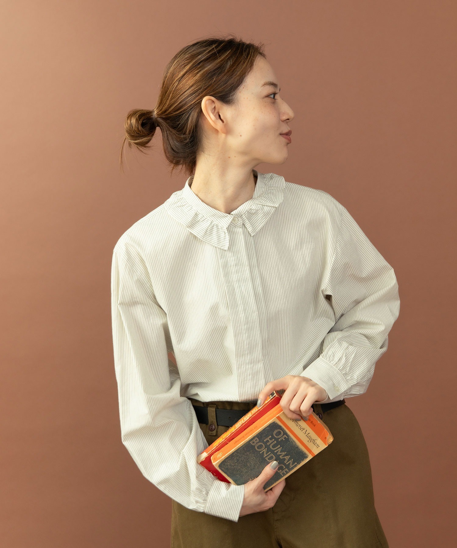 AMBIDEX Store △〇グランジウォッシュ 衿先フリルタックブラウス(F